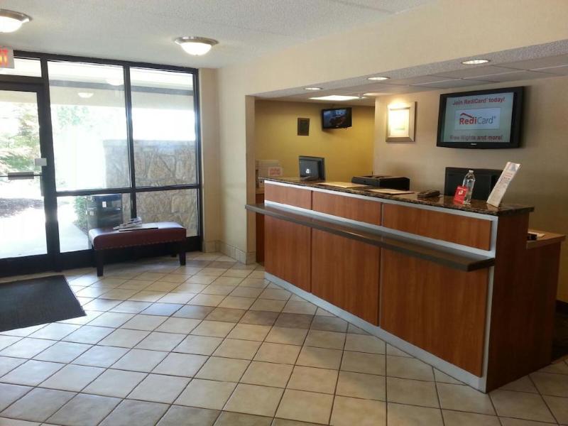 Red Roof Inn Florence - Civic Center Exterior photo